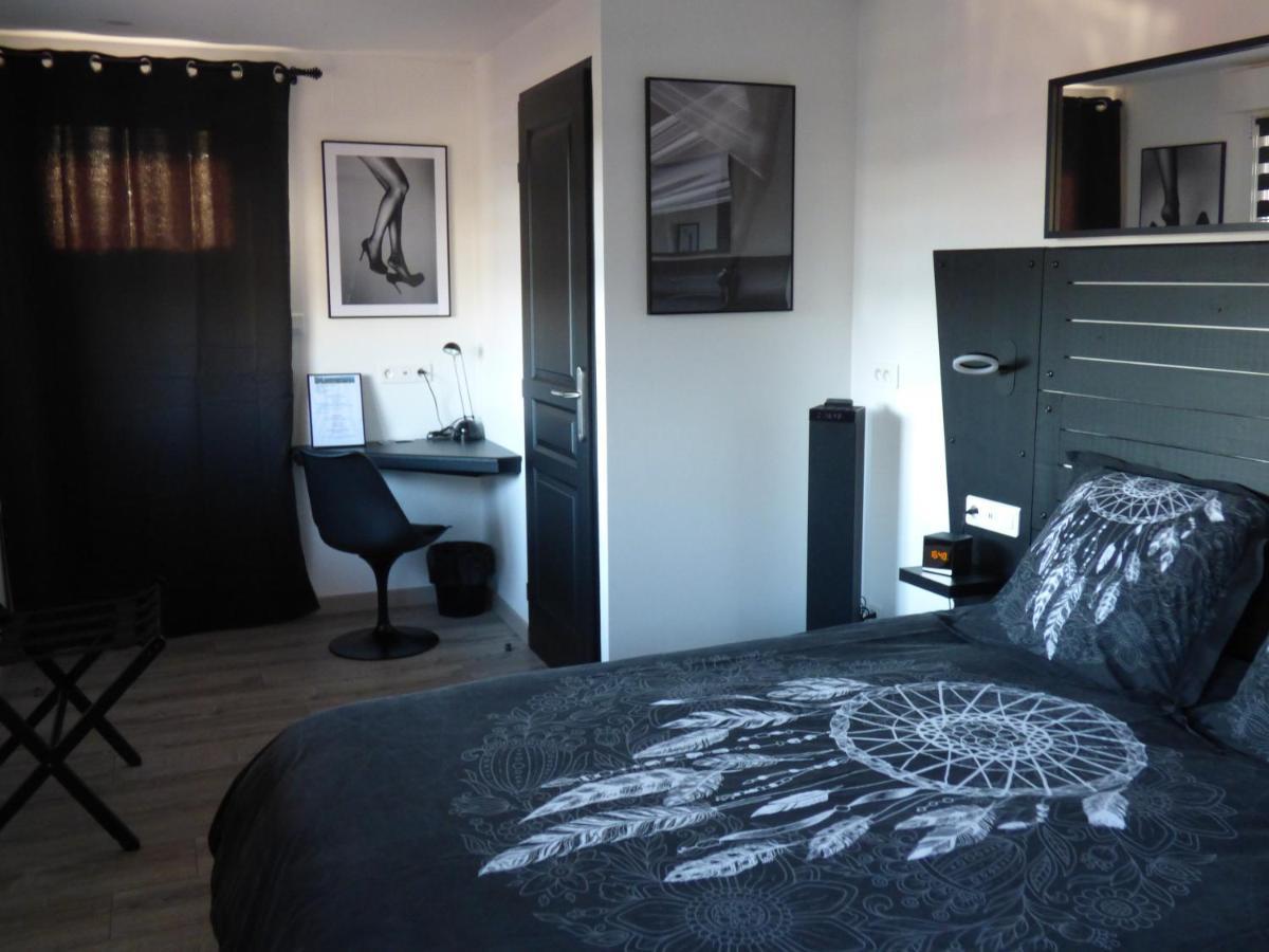 La Colline Aux Yeux Doubs Bed & Breakfast Baume-les-Dames Dış mekan fotoğraf