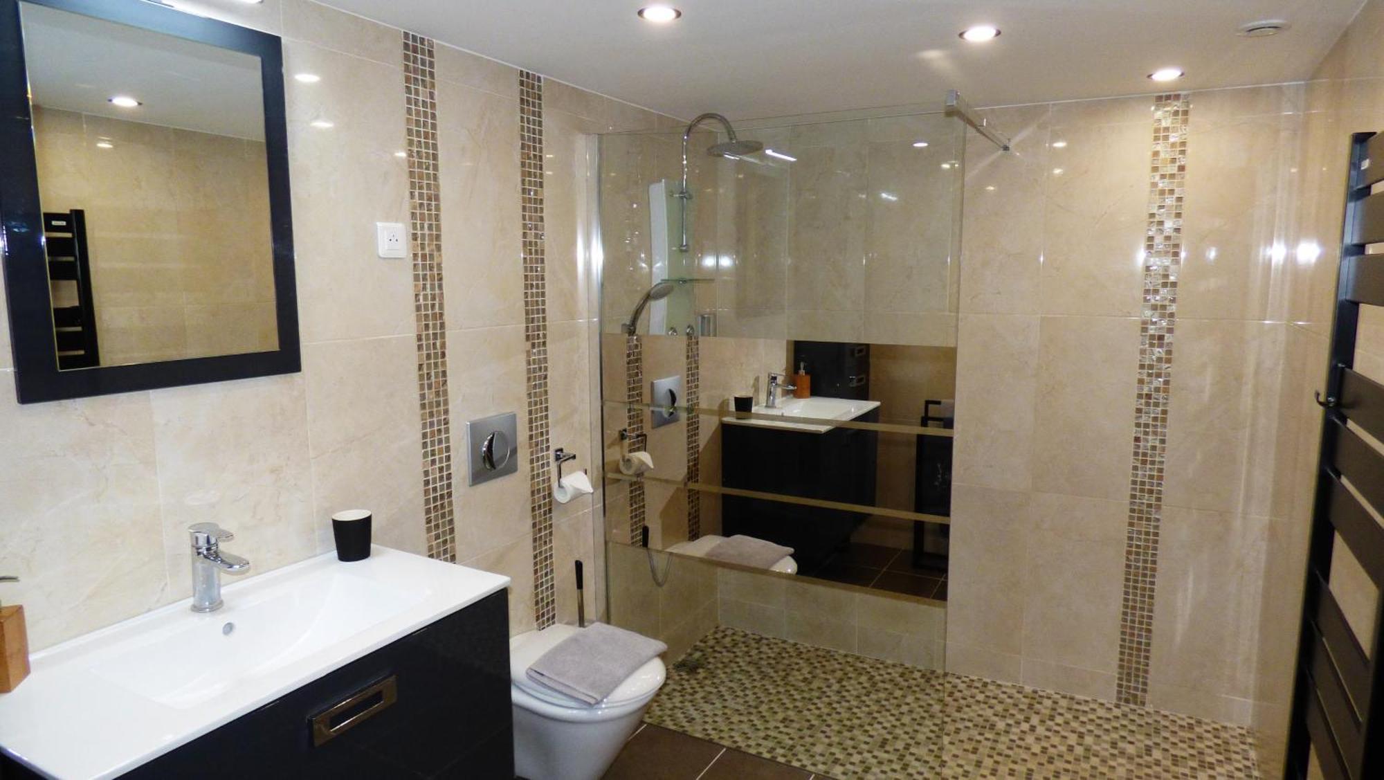 La Colline Aux Yeux Doubs Bed & Breakfast Baume-les-Dames Dış mekan fotoğraf