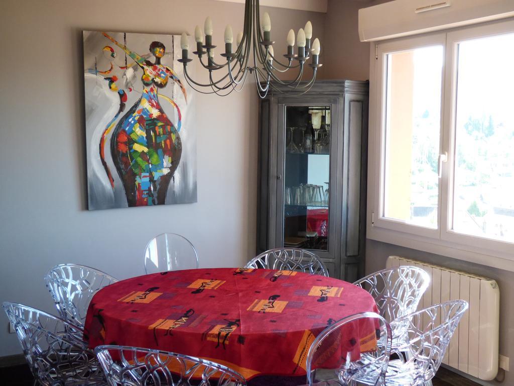 La Colline Aux Yeux Doubs Bed & Breakfast Baume-les-Dames Dış mekan fotoğraf