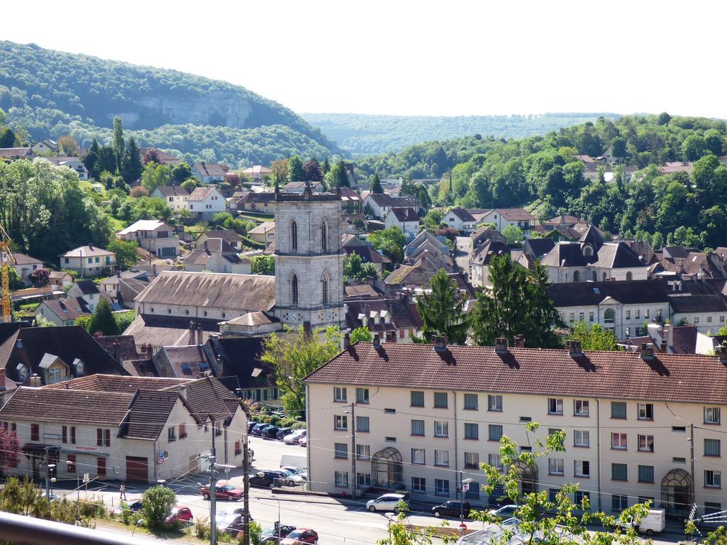 La Colline Aux Yeux Doubs Bed & Breakfast Baume-les-Dames Dış mekan fotoğraf